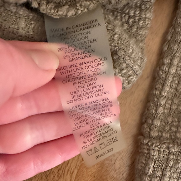 Two by Vince Camuto Ladies' Button Cardigan Size S - Picture 6 of 6